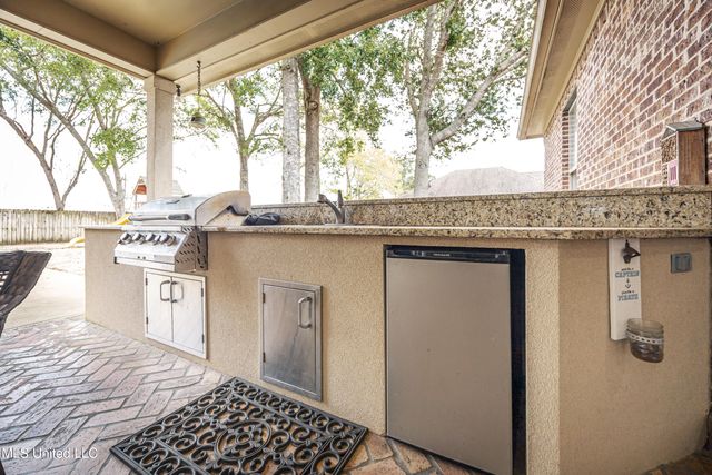 3208 Oakleigh Circle, Ocean Springs, MS 39564