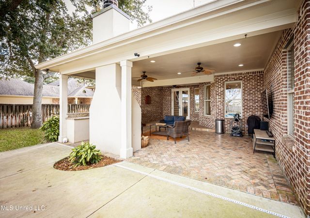 3208 Oakleigh Circle, Ocean Springs, MS 39564