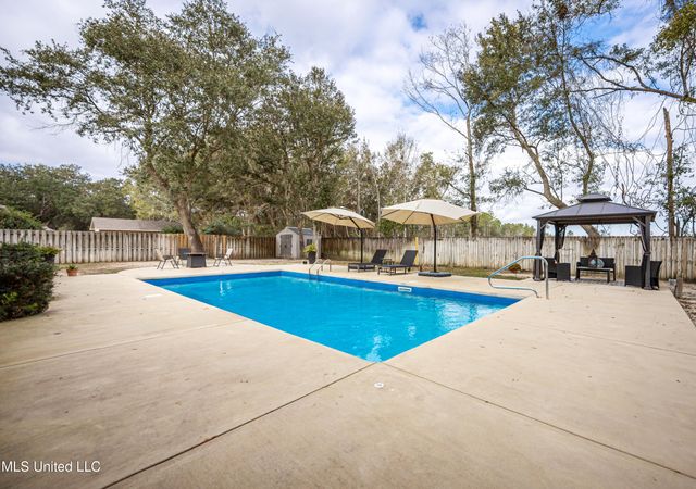 3208 Oakleigh Circle, Ocean Springs, MS 39564