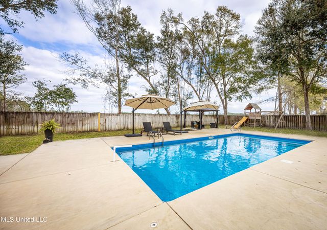 3208 Oakleigh Circle, Ocean Springs, MS 39564