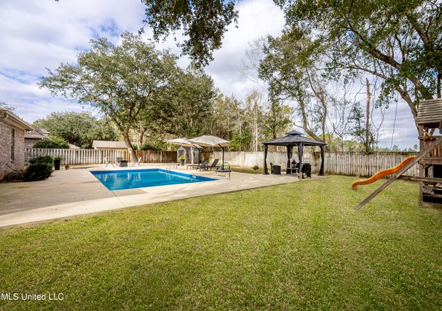 3208 Oakleigh Circle, Ocean Springs, MS 39564