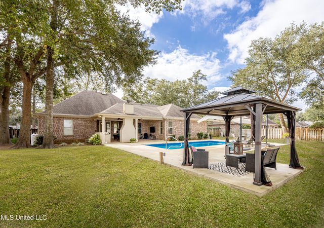 3208 Oakleigh Circle, Ocean Springs, MS 39564