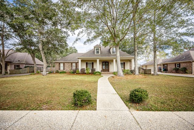 3208 Oakleigh Circle, Ocean Springs, MS 39564