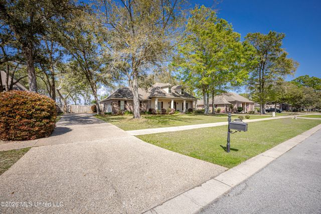 3208 Oakleigh Circle, Ocean Springs, MS 39564