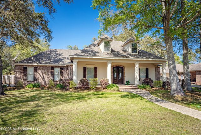 3208 Oakleigh Circle, Ocean Springs, MS 39564