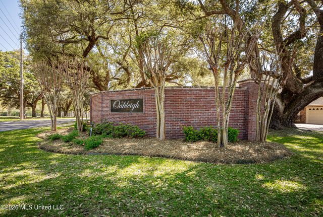 3208 Oakleigh Circle, Ocean Springs, MS 39564