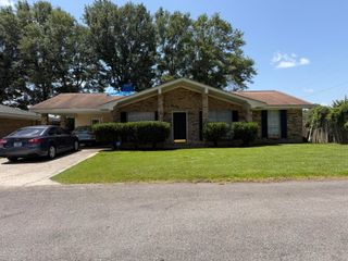 15 Southern, Hattiesburg, MS 39402