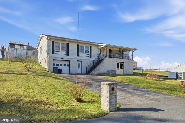 314 E BROADWAY ST, Union Bridge, MD 21791