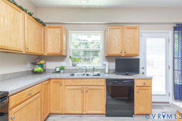 6121 Belgreen Ct, North Chesterfield, VA 23234