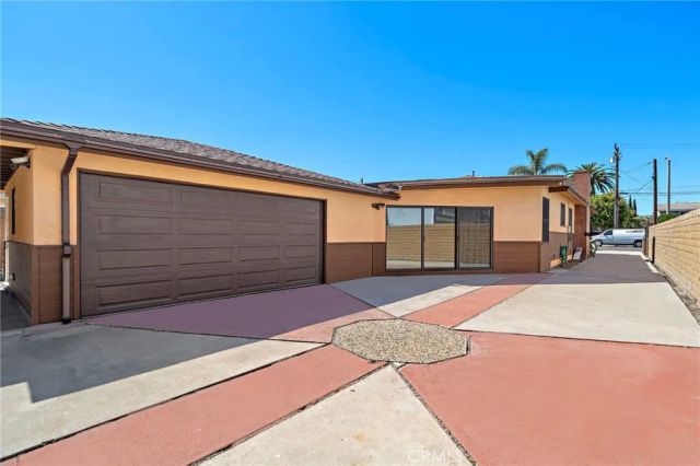 17162 Elm Lane, Huntington Beach, CA 92647