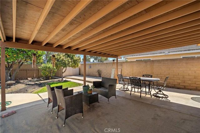 17162 Elm Lane, Huntington Beach, CA 92647