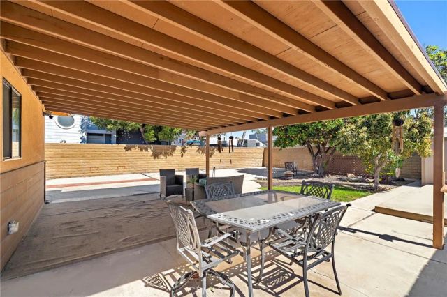 17162 Elm Lane, Huntington Beach, CA 92647