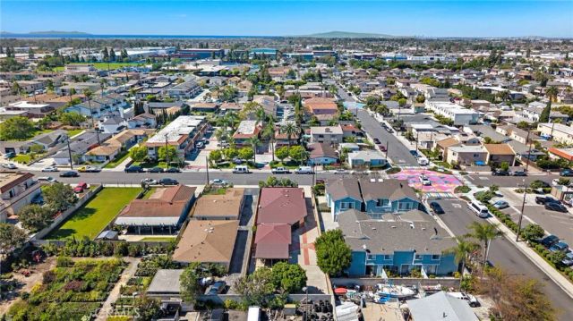 17162 Elm Lane, Huntington Beach, CA 92647