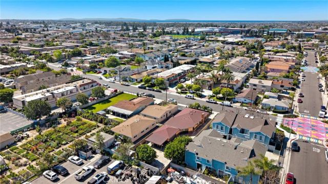 17162 Elm Lane, Huntington Beach, CA 92647