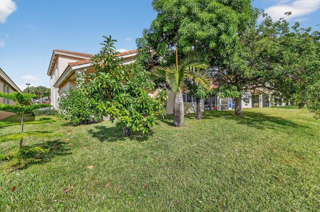 2205 SW Newport Isles Boulevard, Port St. Lucie, FL 34953