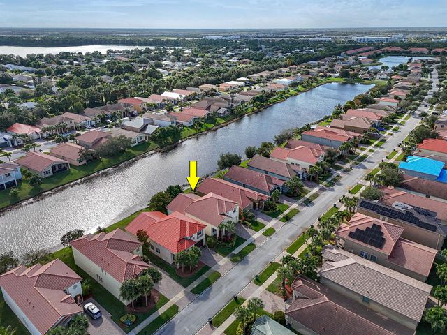 2205 SW Newport Isles Boulevard, Port St. Lucie, FL 34953