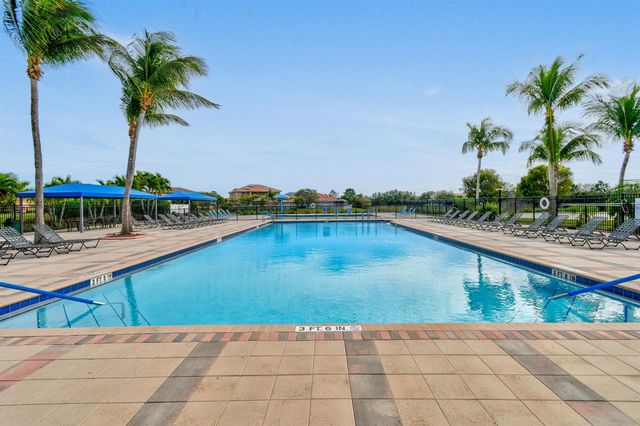 2205 SW Newport Isles Boulevard, Port St. Lucie, FL 34953