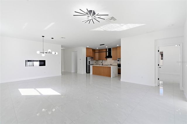 13331 GRAHAM YARDEN DRIVE, Riverview, FL 33579