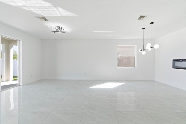 13331 GRAHAM YARDEN DRIVE, Riverview, FL 33579