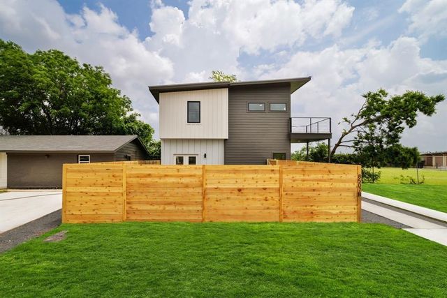 8507 Hathaway DR B, Austin, TX 78757