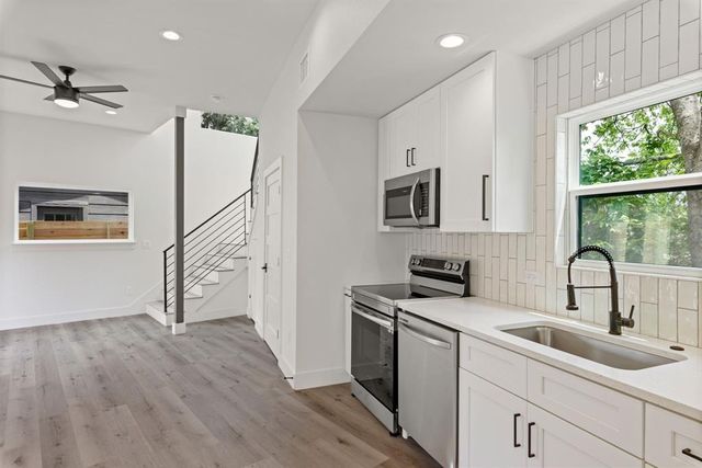 8507 Hathaway DR B, Austin, TX 78757