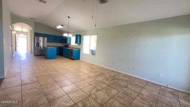 12052 Copper head Lane, El Paso, TX 79934