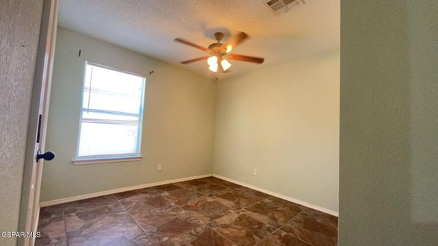 12052 Copper head Lane, El Paso, TX 79934
