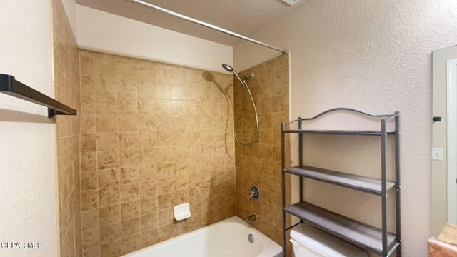 12052 Copper head Lane, El Paso, TX 79934