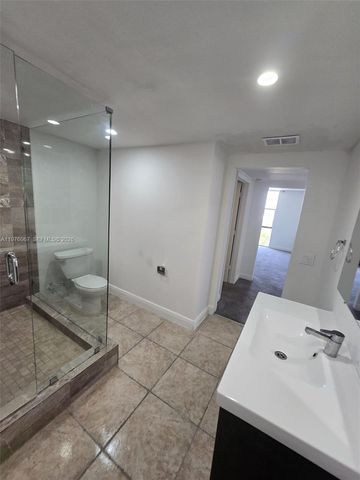 13499 Biscayne Blvd 1505, North Miami, FL 33181