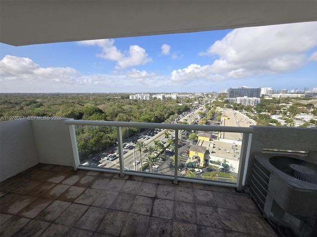 13499 Biscayne Blvd 1505, North Miami, FL 33181