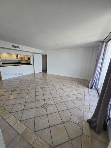 13499 Biscayne Blvd 1505, North Miami, FL 33181