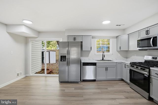 13357 PELICAN RD, Woodbridge, VA 22193