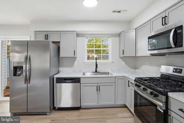 13357 PELICAN RD, Woodbridge, VA 22193