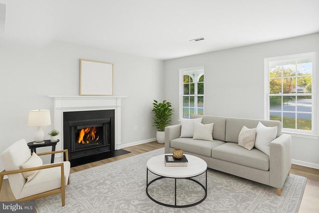 13357 PELICAN RD, Woodbridge, VA 22193