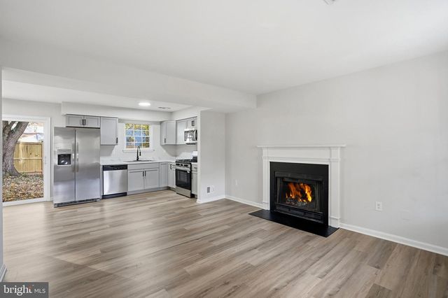 13357 PELICAN RD, Woodbridge, VA 22193