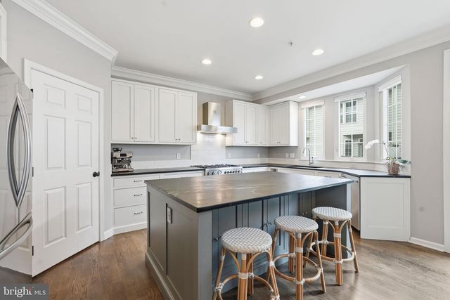 722 CATTS TAVERN DR, Alexandria, VA 22314