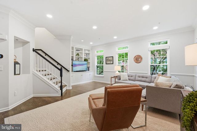 722 CATTS TAVERN DR, Alexandria, VA 22314