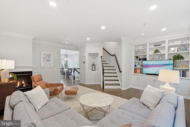 722 CATTS TAVERN DR, Alexandria, VA 22314