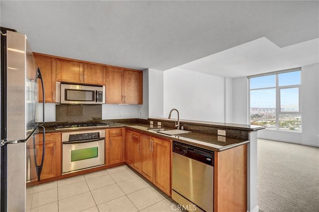 411 W Seaside Way 1804, Long Beach, CA 90802