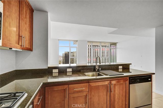 411 W Seaside Way 1804, Long Beach, CA 90802
