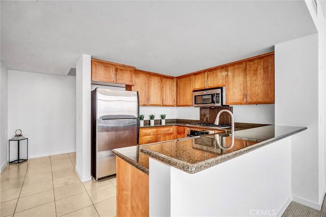 411 W Seaside Way 1804, Long Beach, CA 90802