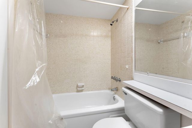 5927 La Pinata Boulevard A-2, Greenacres, FL 33463