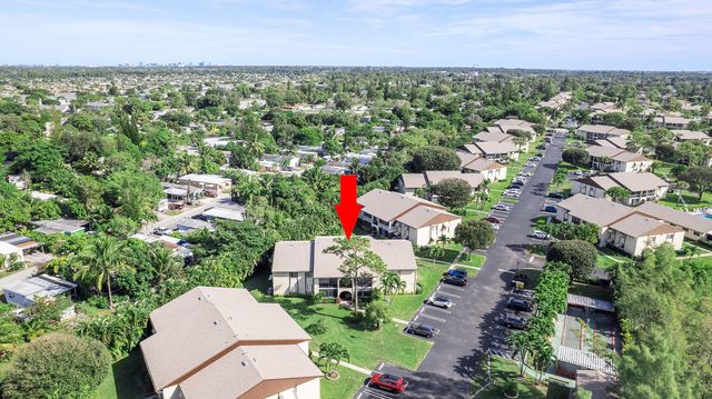 5927 La Pinata Boulevard A-2, Greenacres, FL 33463