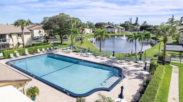 5927 La Pinata Boulevard A-2, Greenacres, FL 33463