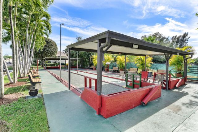 5927 La Pinata Boulevard A-2, Greenacres, FL 33463