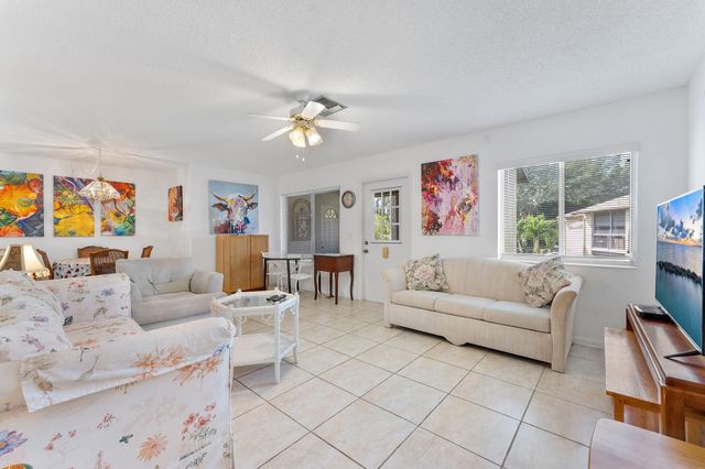 5927 La Pinata Boulevard A-2, Greenacres, FL 33463