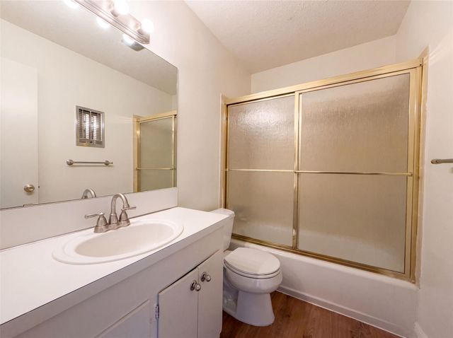 2503 Mccue Road 5, Houston, TX 77056