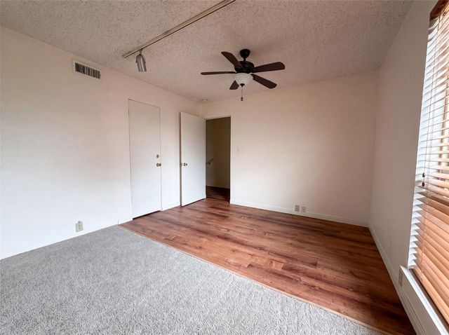 2503 Mccue Road 5, Houston, TX 77056