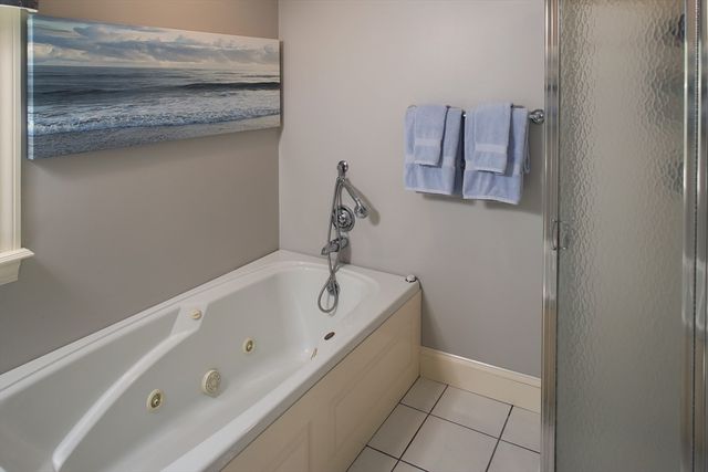 315 Church St, Duxbury, MA 02332