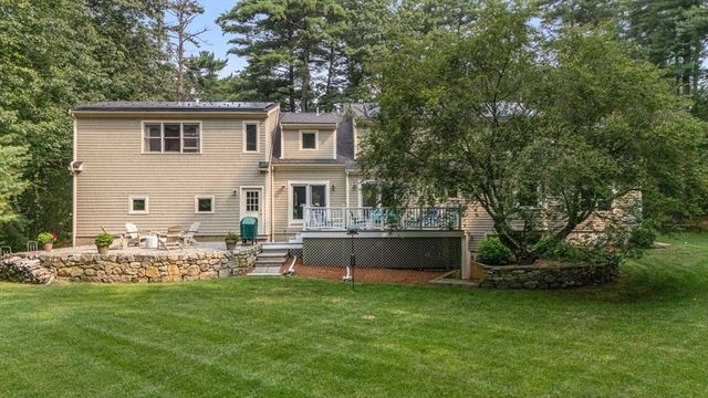 315 Church St, Duxbury, MA 02332